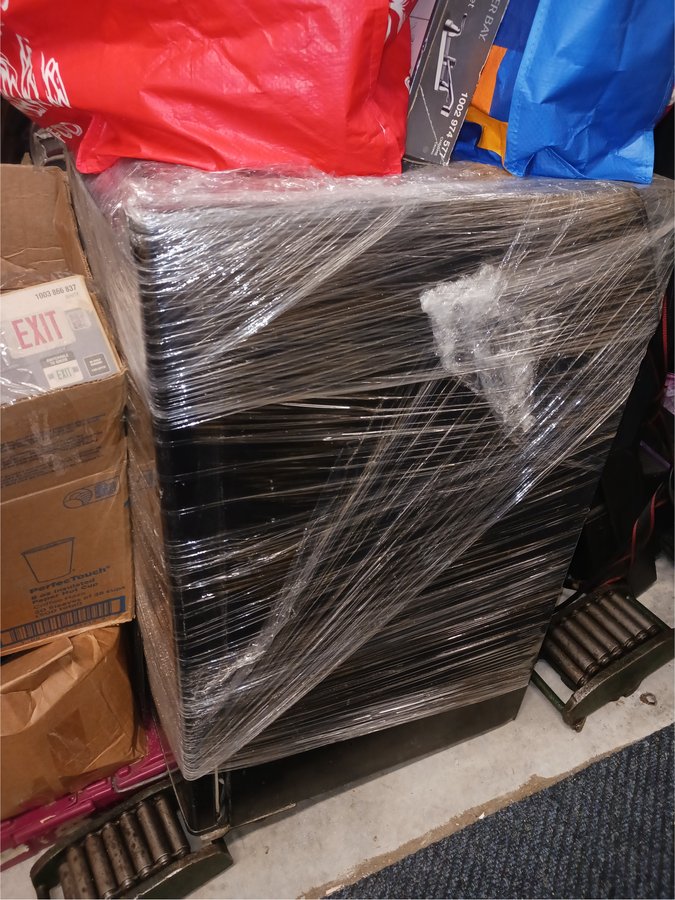 10 x 15 storage unit in Jamaica, NY