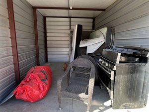 10 x 15 unit in Fresno