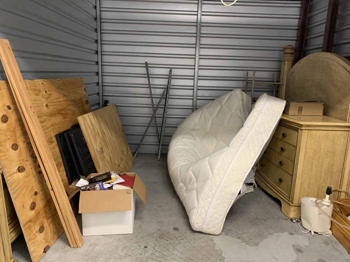 10 x 10 storage unit in Port Richey, FL