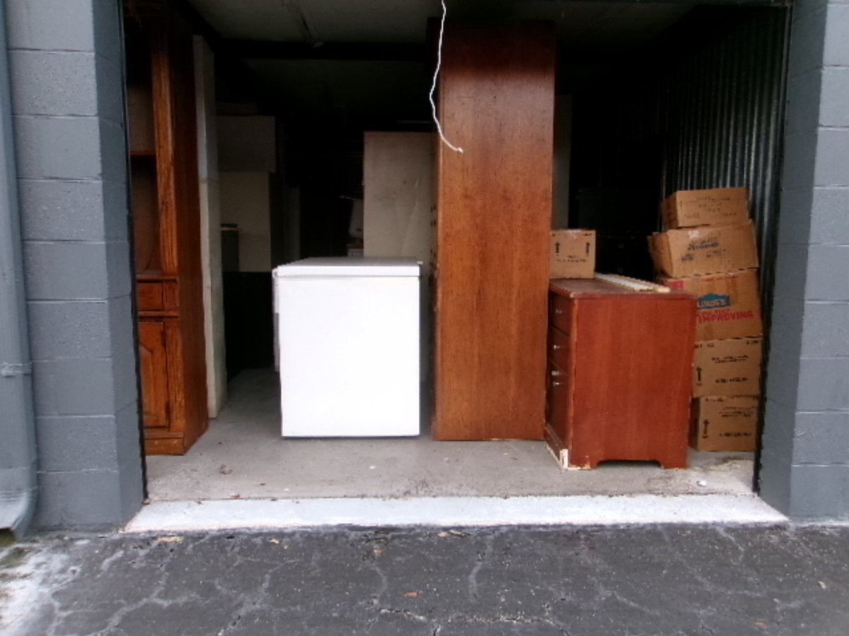 20 x 25 storage unit in Bradenton, FL