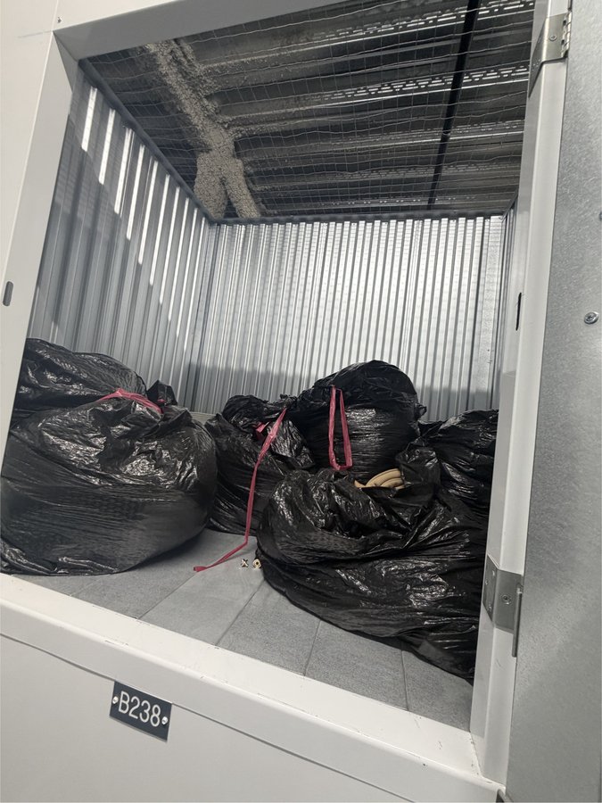 5 x 5 storage unit in Flushing, NY
