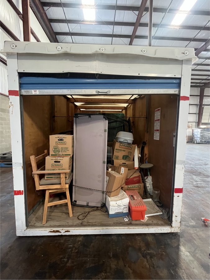8 x 16 storage unit in Edinburg, TX