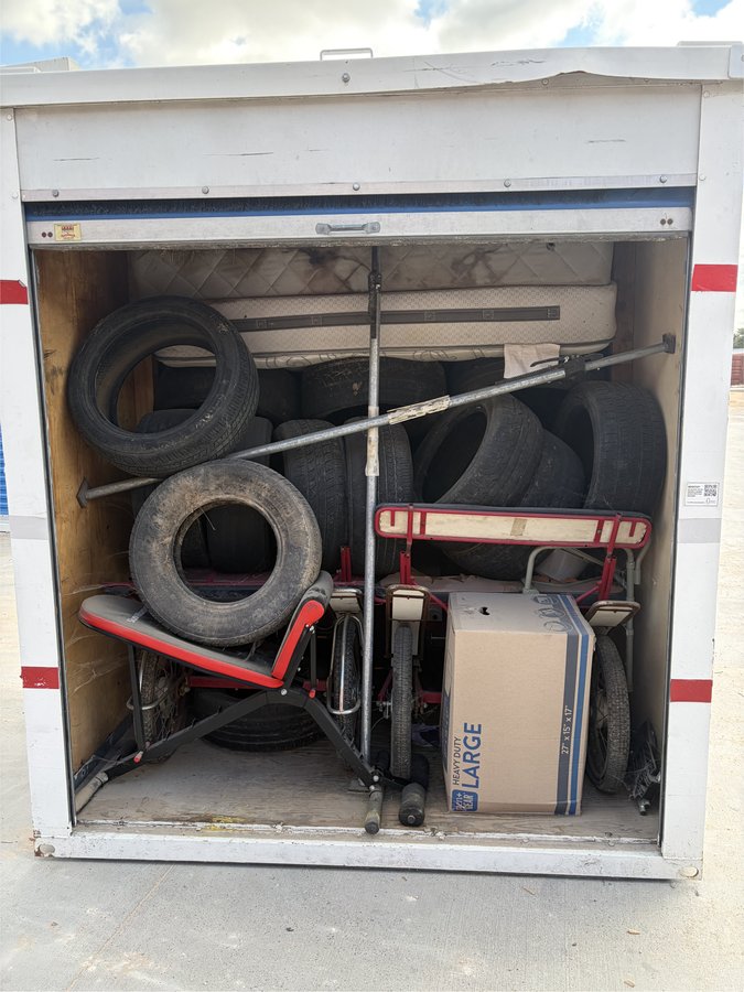 8 x 7 storage unit in Edinburg, TX