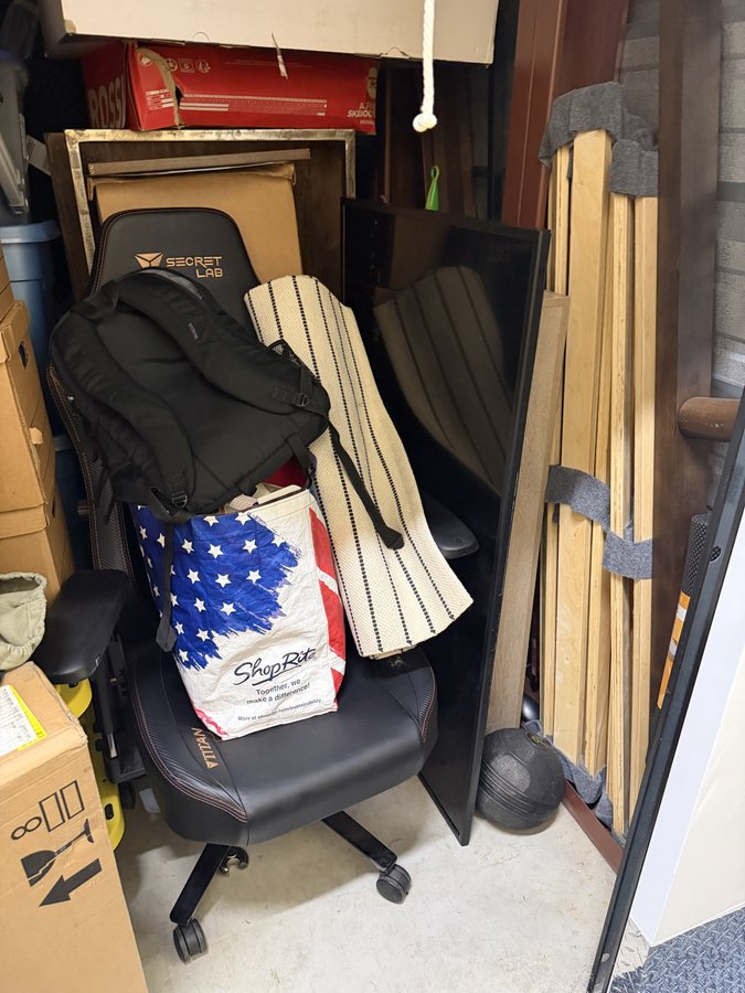 5 x 10 storage unit in Brooklyn, NY
