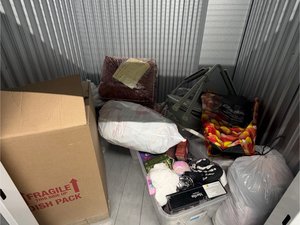 5 x 5 unit in Flushing
