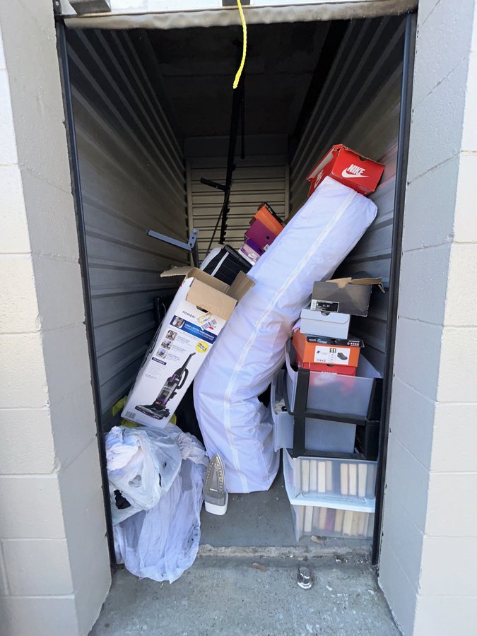 5 x 10 storage unit in Dallas, TX