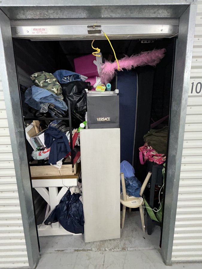 10 x 10 storage unit in Dallas, TX