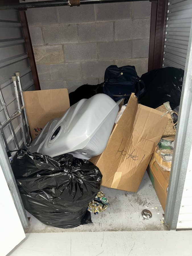 5 x 5 storage unit in Dallas, TX