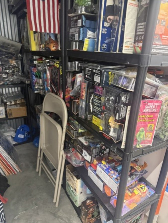 6 x 8 storage unit in New York, NY