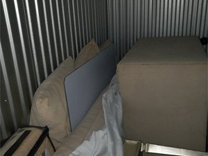 5 x 10 unit in New York