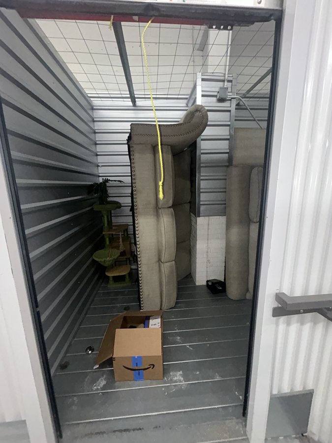 10 x 7 storage unit in Richardson, TX