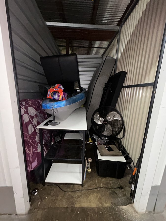5 x 10 storage unit in Carrollton, TX