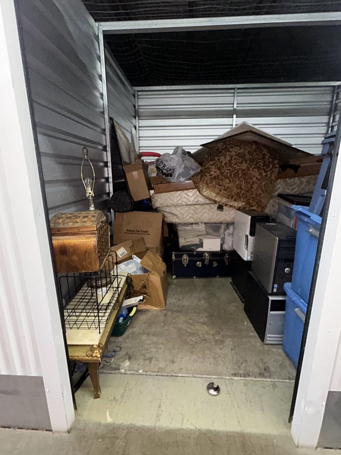 10 x 10 storage unit in Carrollton, TX