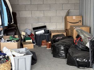10 x 20 storage unit in South Gate, CA