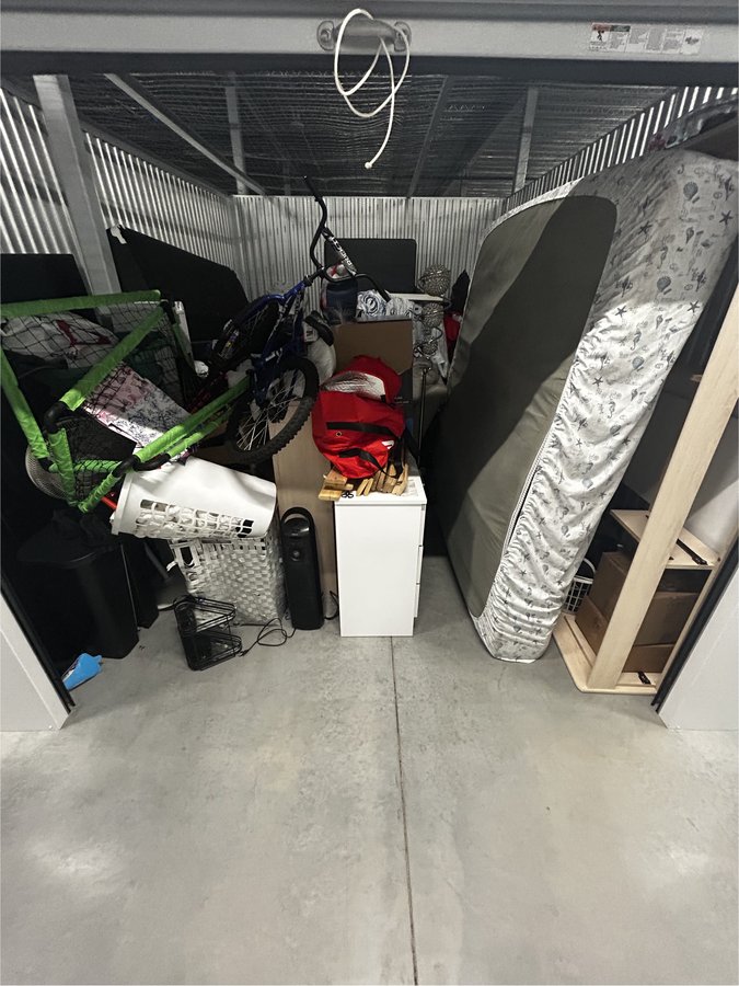10 x 15 storage unit in Cape Coral, FL