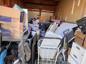 10 x 16 unit in Fresno