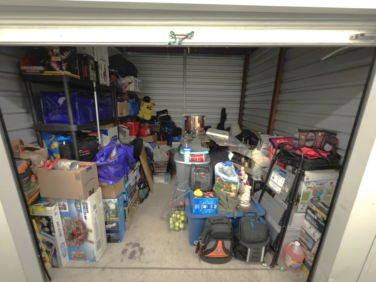 10 x 10 storage unit in Bensalem, PA