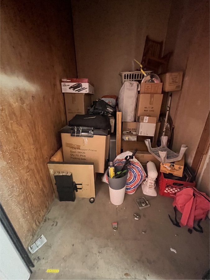 5 x 6 storage unit in Fresno, CA