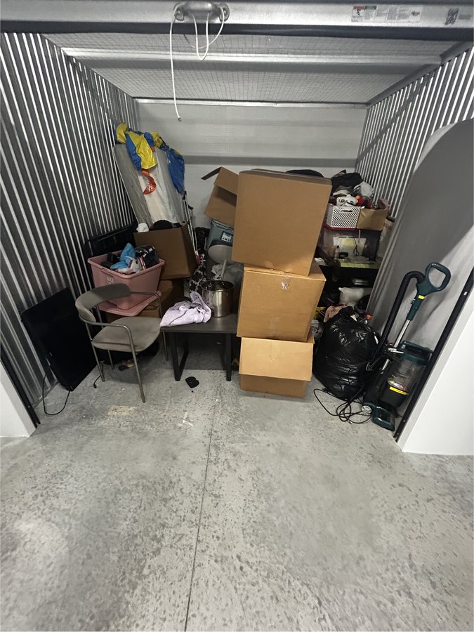 10 x 10 storage unit in Cape Coral, FL
