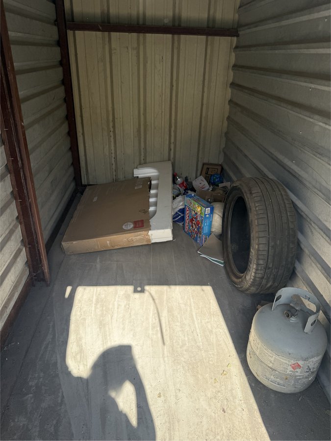 5 x 10 storage unit in Eagle Pass, TX