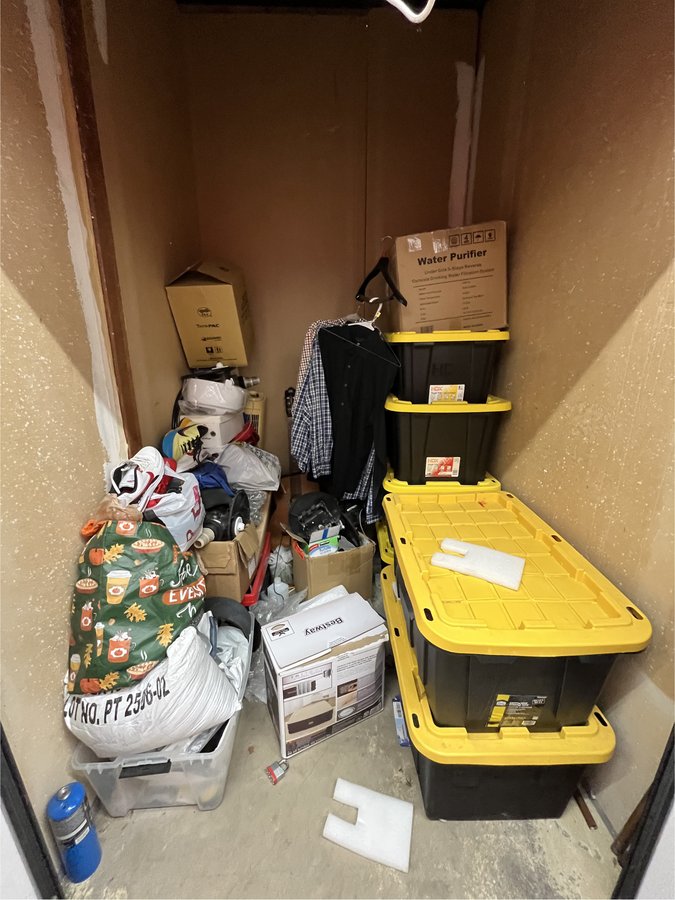 5 x 6 storage unit in Fresno, CA