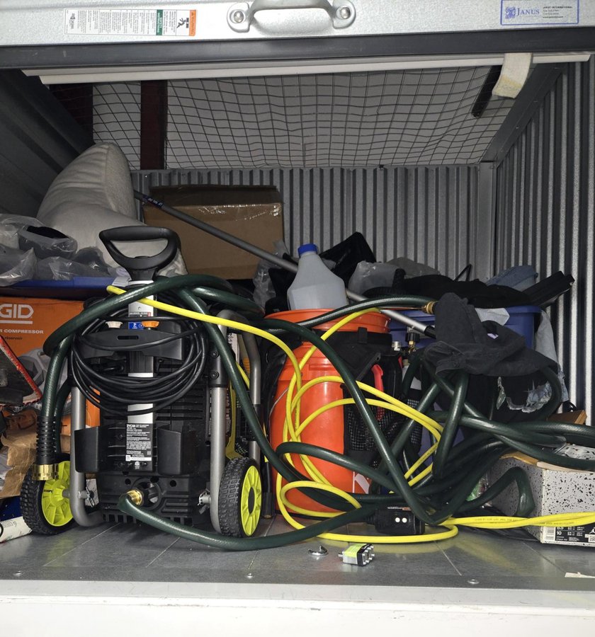 5 x 5 storage unit in Brooklyn, NY