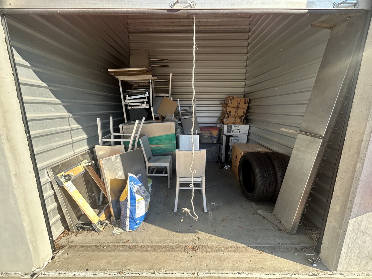 10 x 10 storage unit in Plano, TX