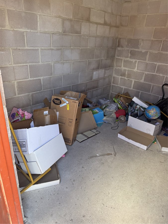 10 x 10 storage unit in Eagle Pass, TX