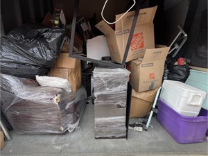 9 x 10 unit in Manteca