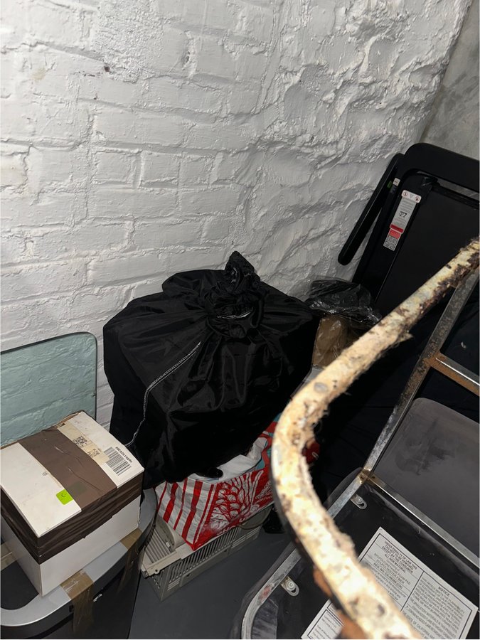 7 x 13 storage unit in New York, NY