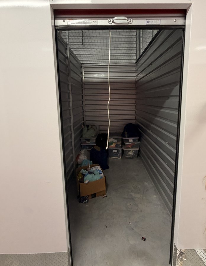 5 x 10 storage unit in Bethpage, NY