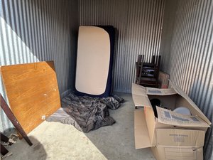 8 x 10 unit in Modesto