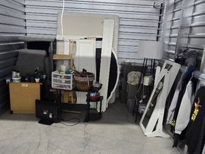 10 x 10 unit in Pensacola