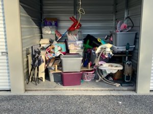 10 x 10 unit in Waterloo