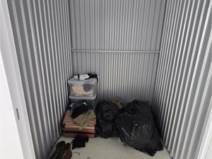 5 x 5 unit in Philadelphia
