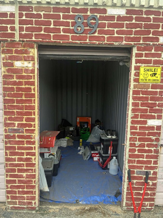 5 x 10 storage unit in Bridgeton, MO
