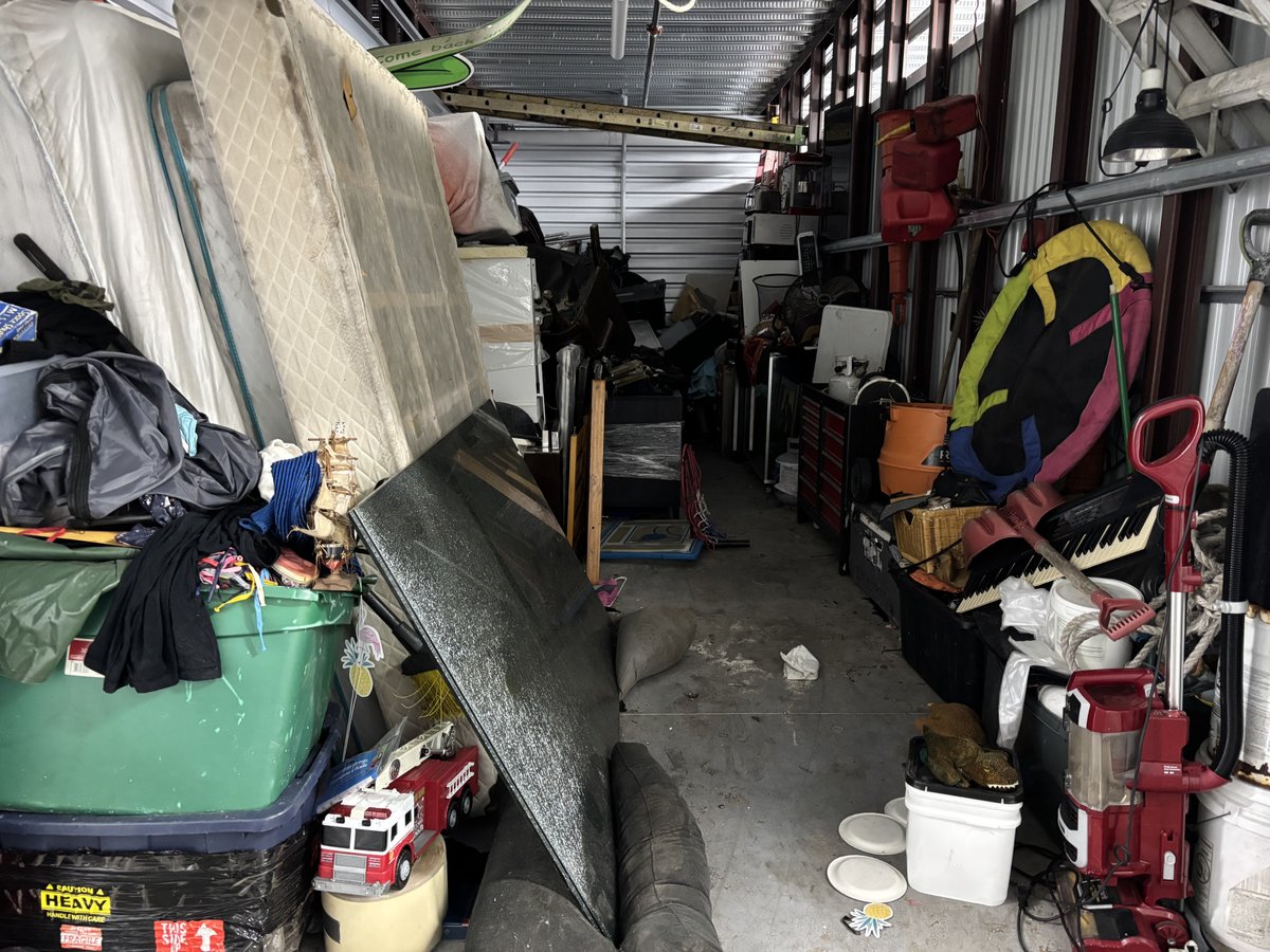 10 x 30 storage unit in Daytona Beach, FL