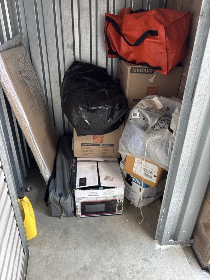 5 x 5 storage unit in Philadelphia, PA