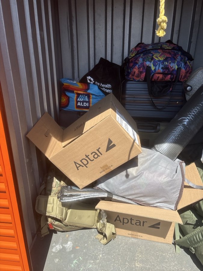 5 x 5 storage unit in Philadelphia, PA