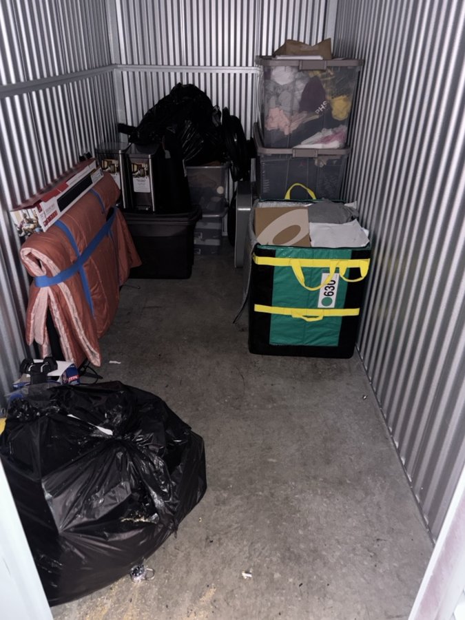 5 x 10 storage unit in Philadelphia, PA