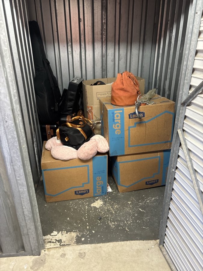 5 x 5 storage unit in Philadelphia, PA