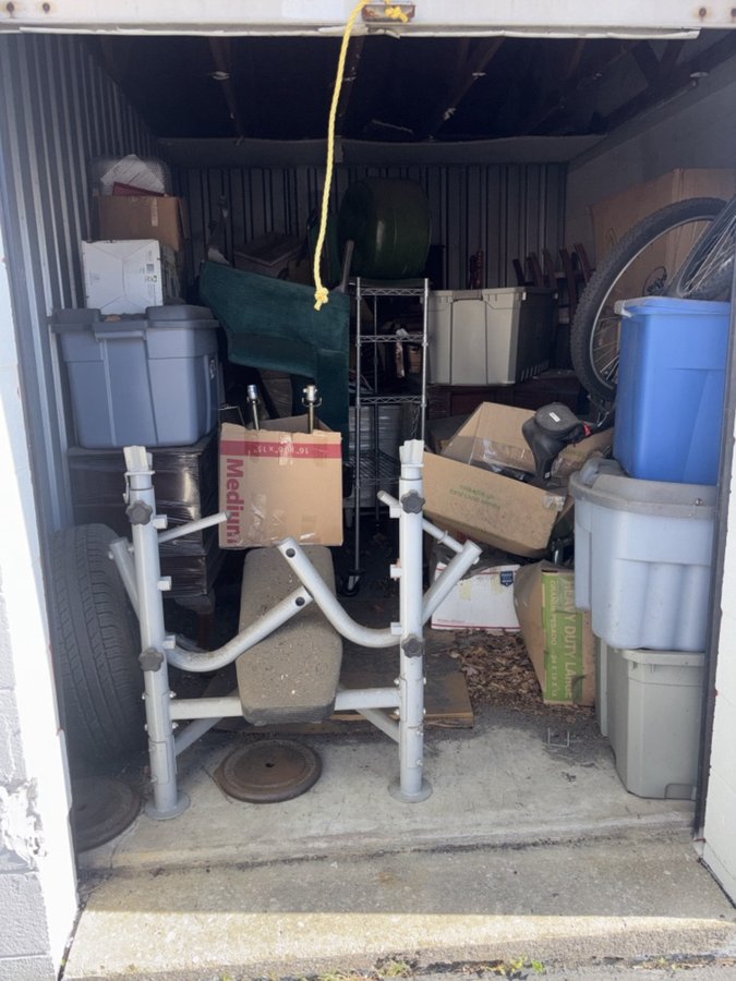 10 x 15 storage unit in Philadelphia, PA