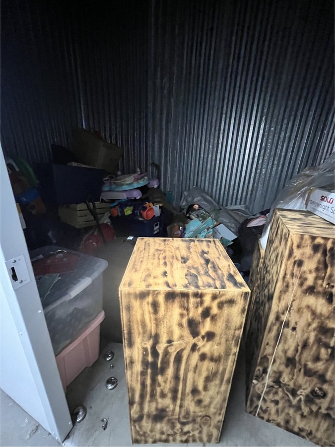 7 x 10 storage unit in Salinas, CA