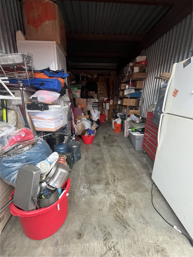10 x 24 storage unit in Salinas, CA