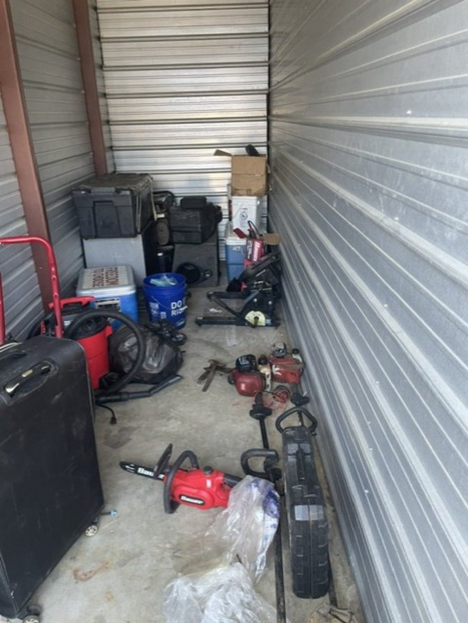 5 x 15 storage unit in Jackson, MS