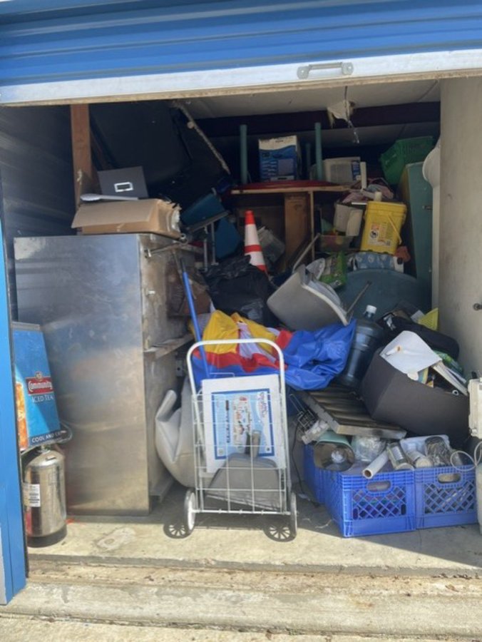 10 x 25 storage unit in Jackson, MS