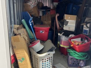 10 x 15 storage unit in Ellenwood, GA