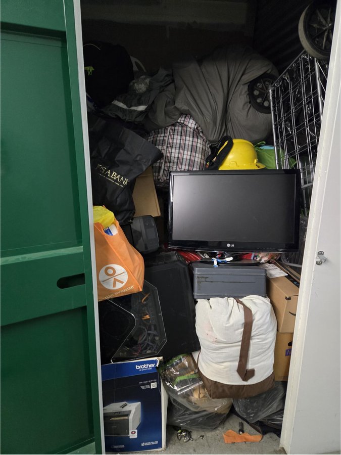 5 x 5 storage unit in Parlin, NJ