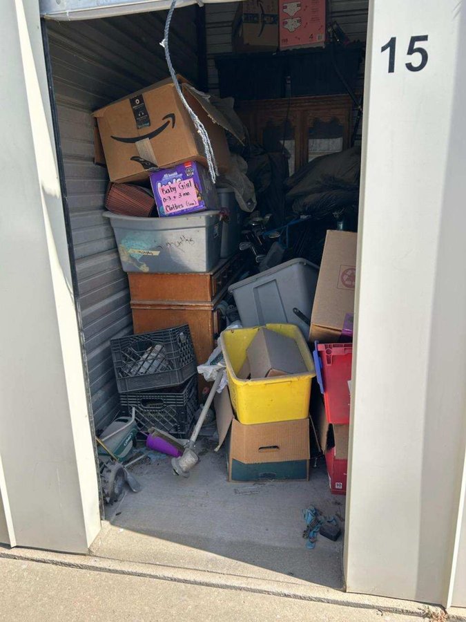 5 x 10 storage unit in Wichita, KS