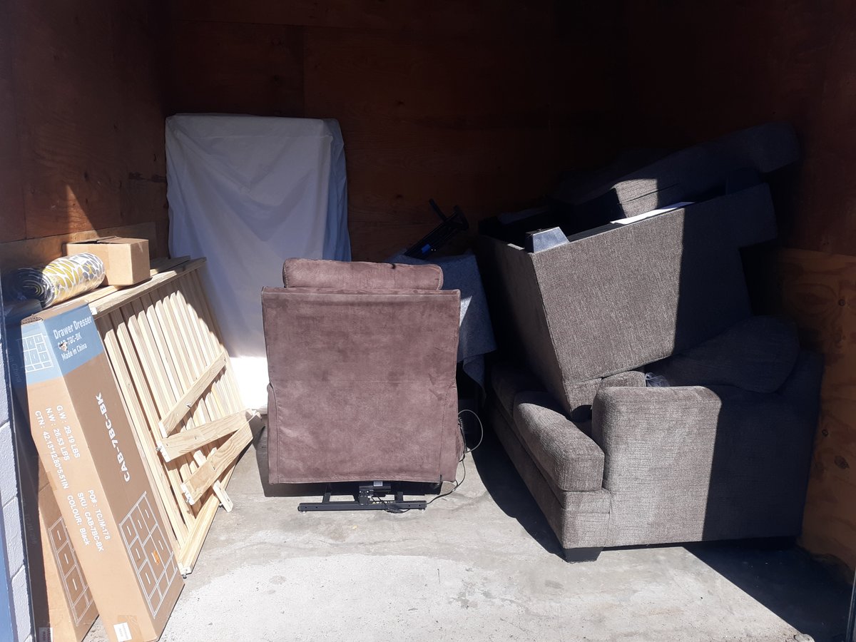 10 x 10 storage unit in Hendersonville, NC